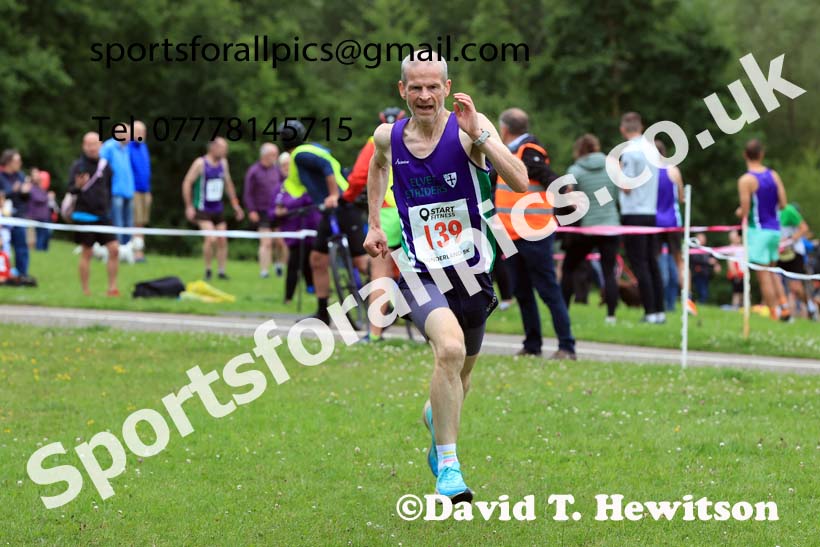 Women and Men Over-50s, 2024 Sunderland Harriers 5k, Silksworth, Sunderland.  Photo: David T. Hewitson/Sports for All Pics